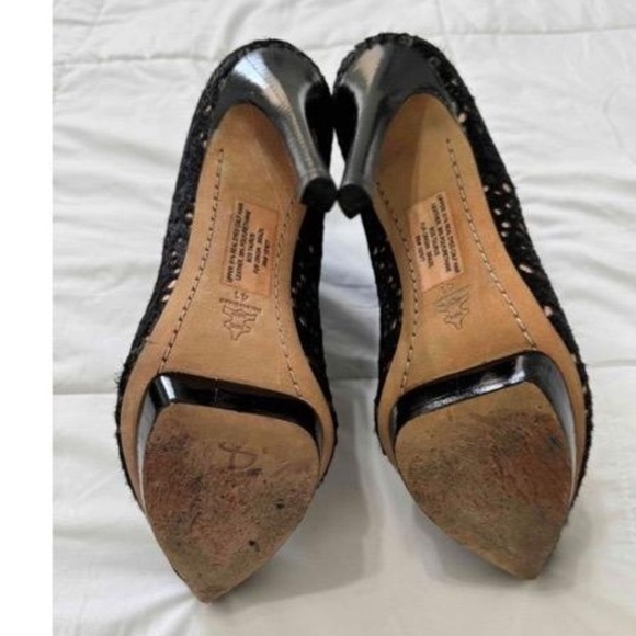 Alice + Olivia Black Laser Cut Stiletto Booties Women’s Size 10.5 Designer Heels - Picture 5 of 6